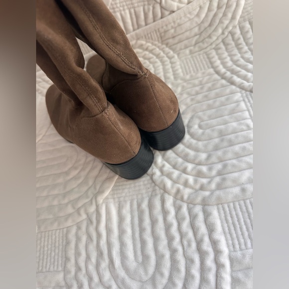 Zara Brown Boots - size 8 - Picture 8 of 9